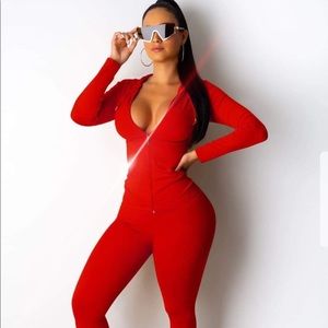 Solid color zipper hooded suit